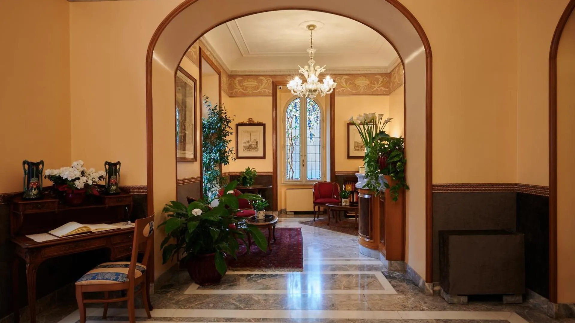 Hotel Farnese Rome