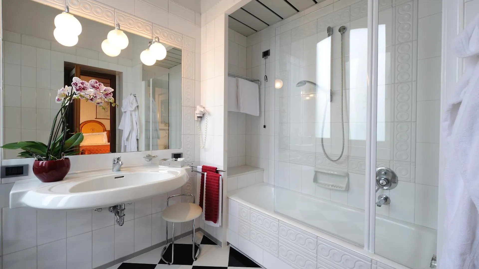 Hotel Farnese Rome 4*,  Italy